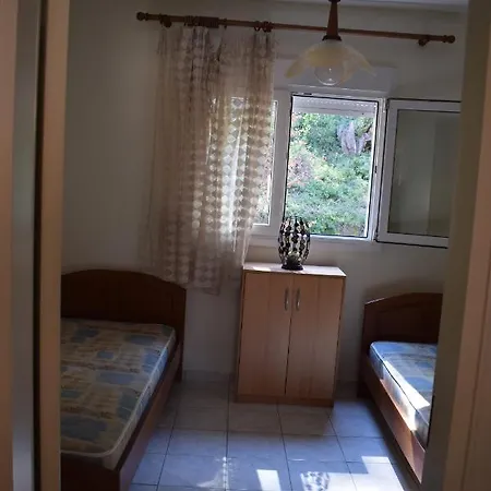 Siviri Apartment *